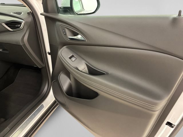 Used 2023 Buick Encore GX Essence w/ Experience Buick Package FWD image 15