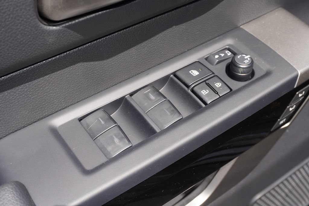 New 2026 Toyota Tundra Limited AWD/4WD image 12