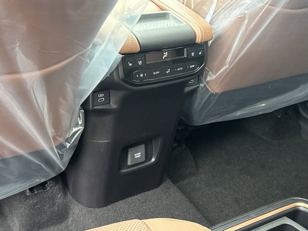 New 2026 Toyota Grand Highlander AWD Hybrid image 38