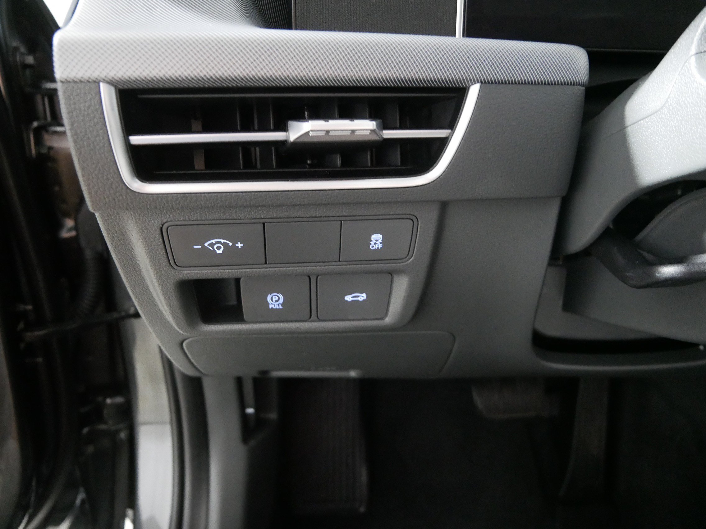 Used 2025 Hyundai Sonata SEL FWD image 26