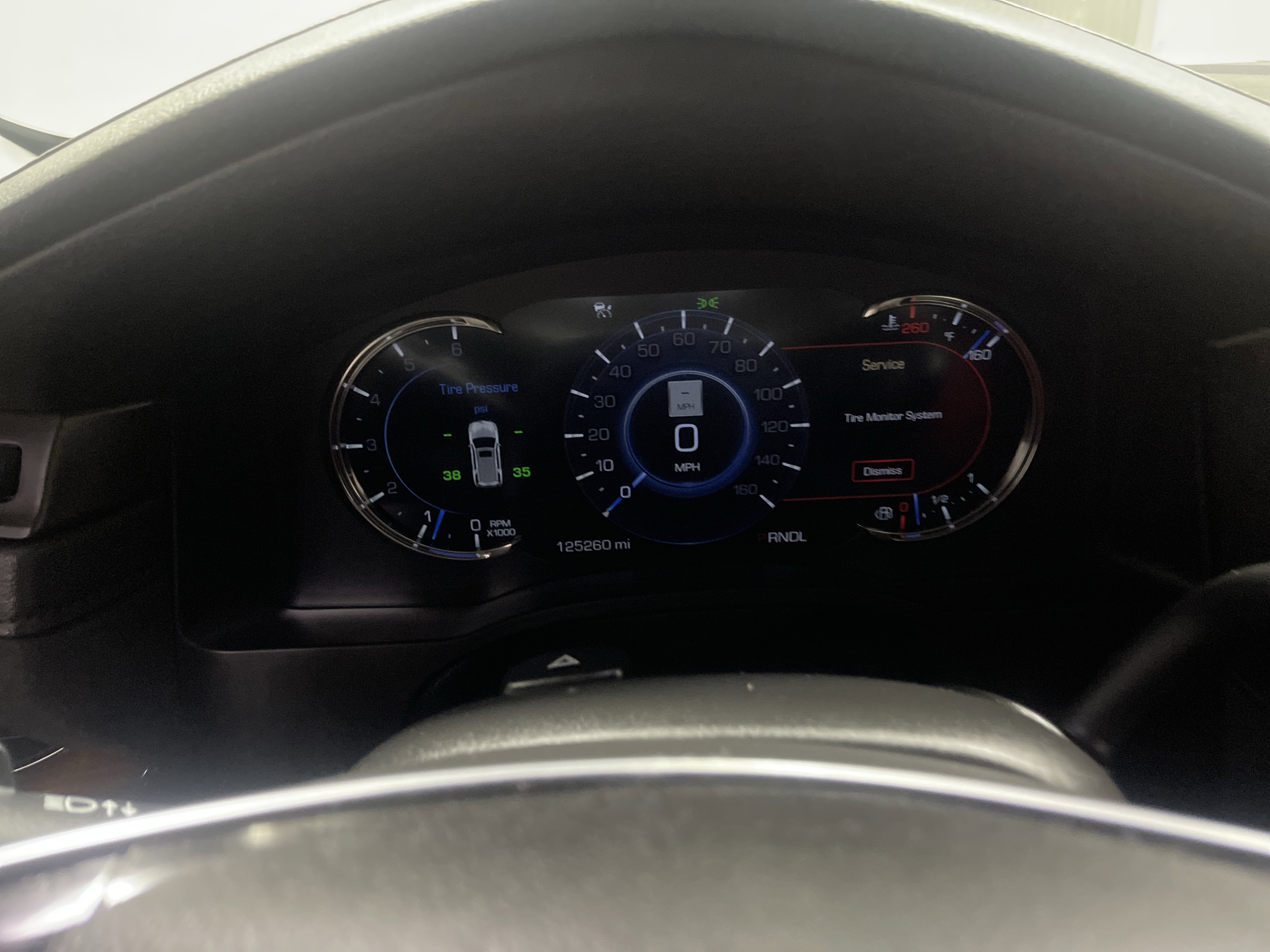 Used 2017 Cadillac Escalade ESV Premium Luxury image 31