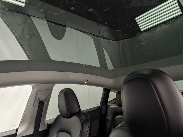 Used 2024 Tesla Model Y Performance AWD/4WD image 13