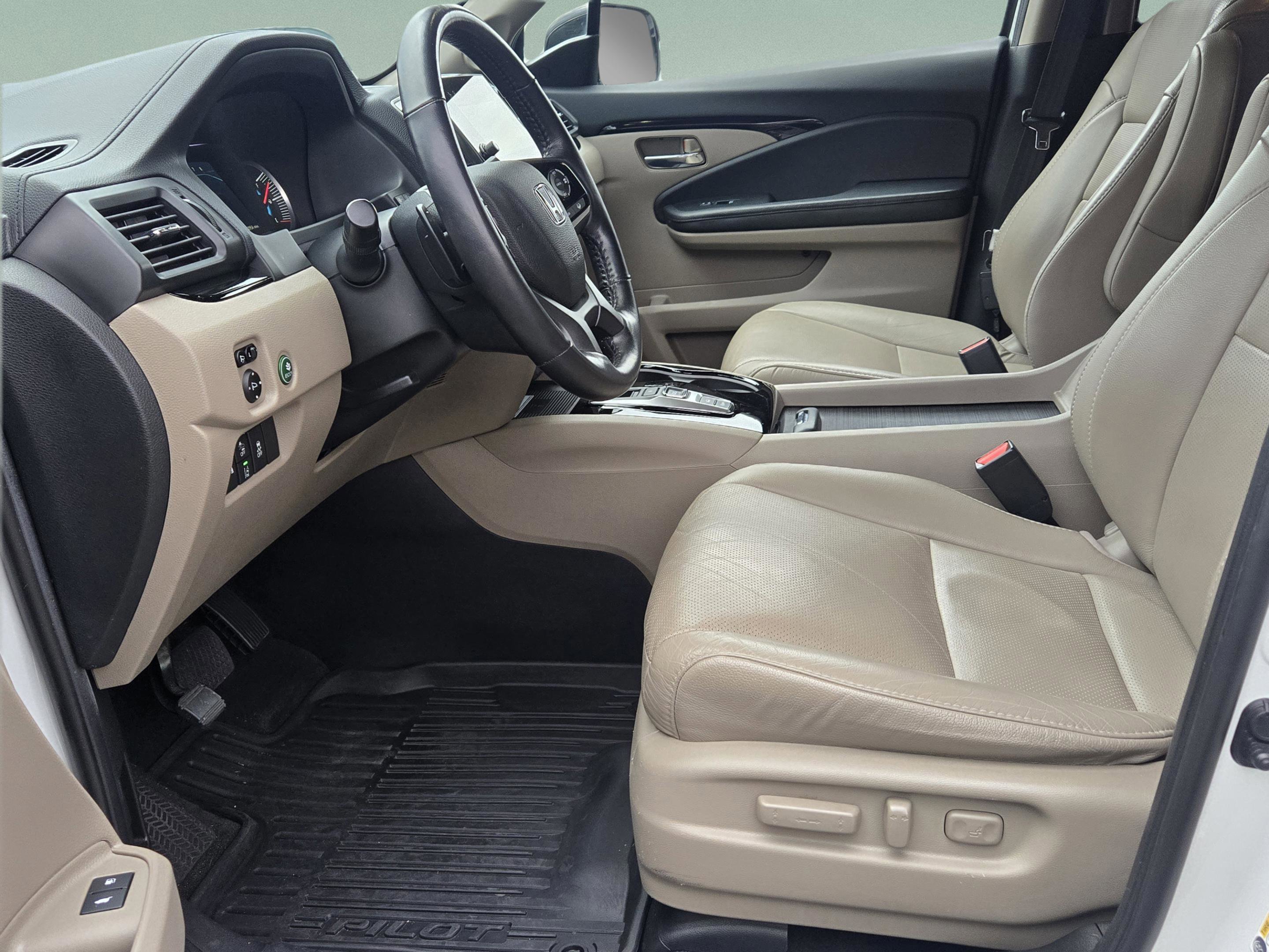 Used 2020 Honda Pilot Elite image 9