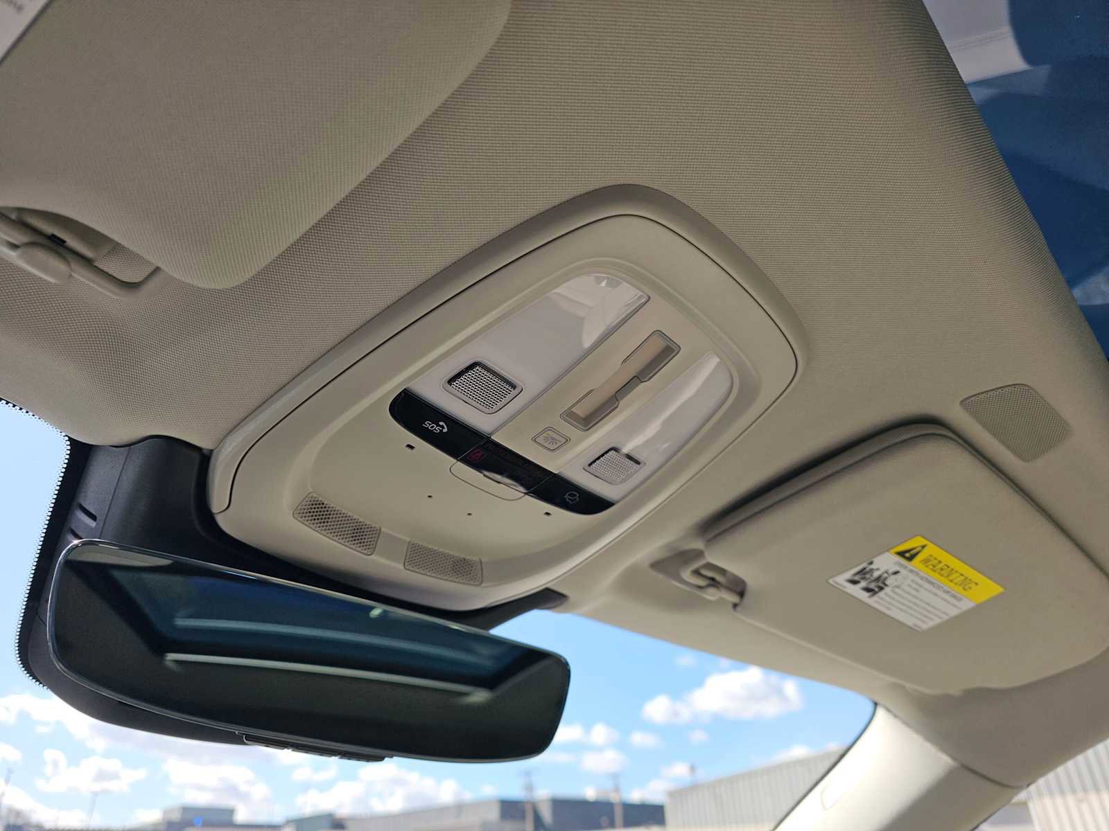 Certified 2023 Volvo XC90 B6 Ultimate w/ Protection Package Premier image 32