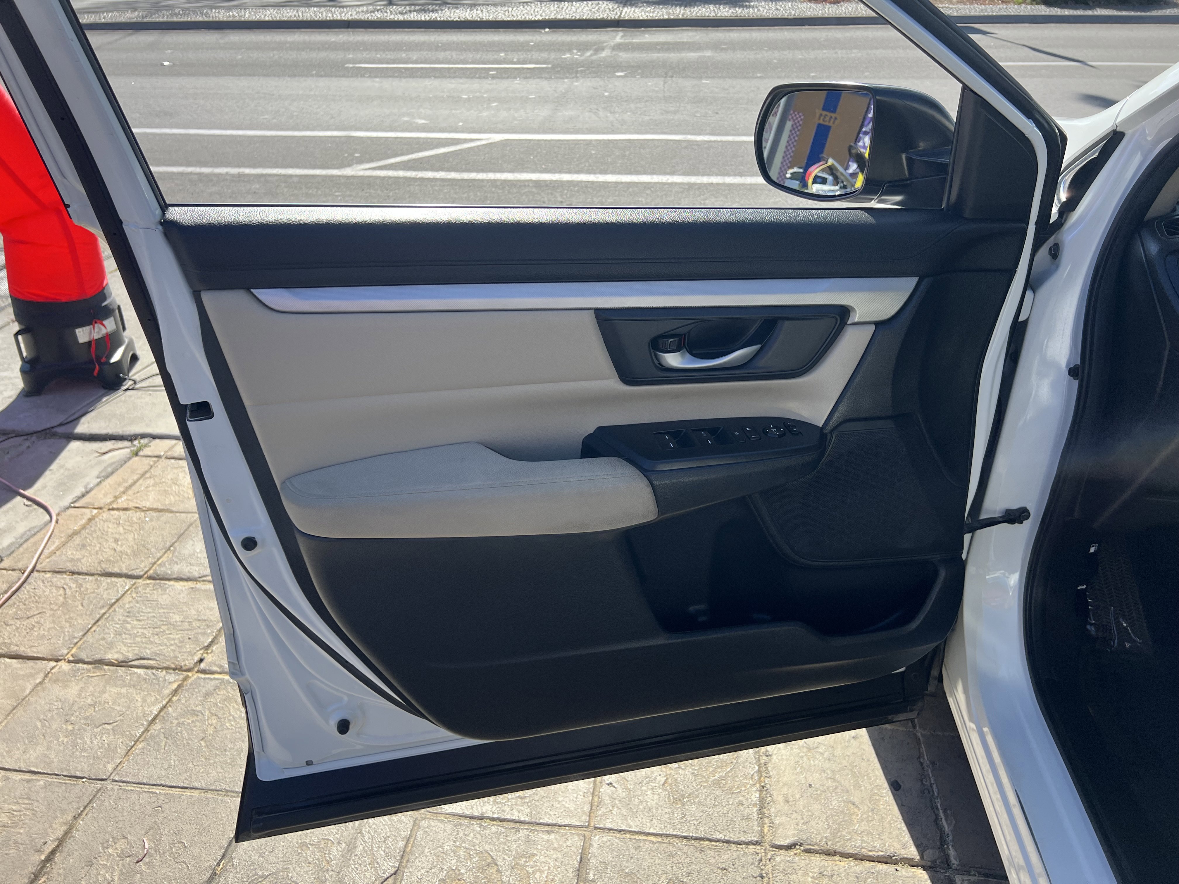 Used 2020 Honda CR-V LX image 11