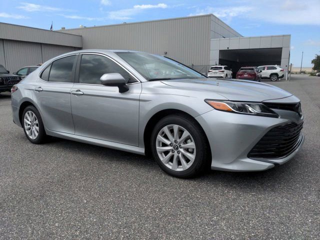 Used 2020 Toyota Camry LE FWD image 26