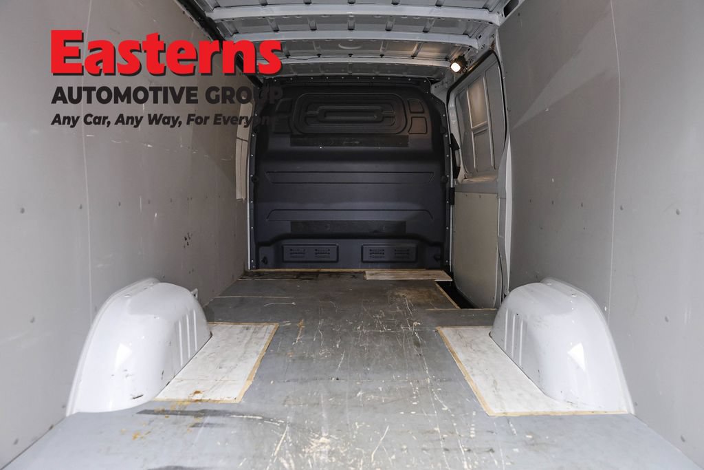 Used 2019 Freightliner Sprinter 2500 RWD image 9