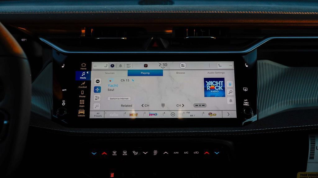 New 2026 Jeep Cherokee Laredo AWD/4WD image 17