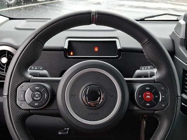 Used 2025 INEOS Grenadier Fieldmaster Edition image 19