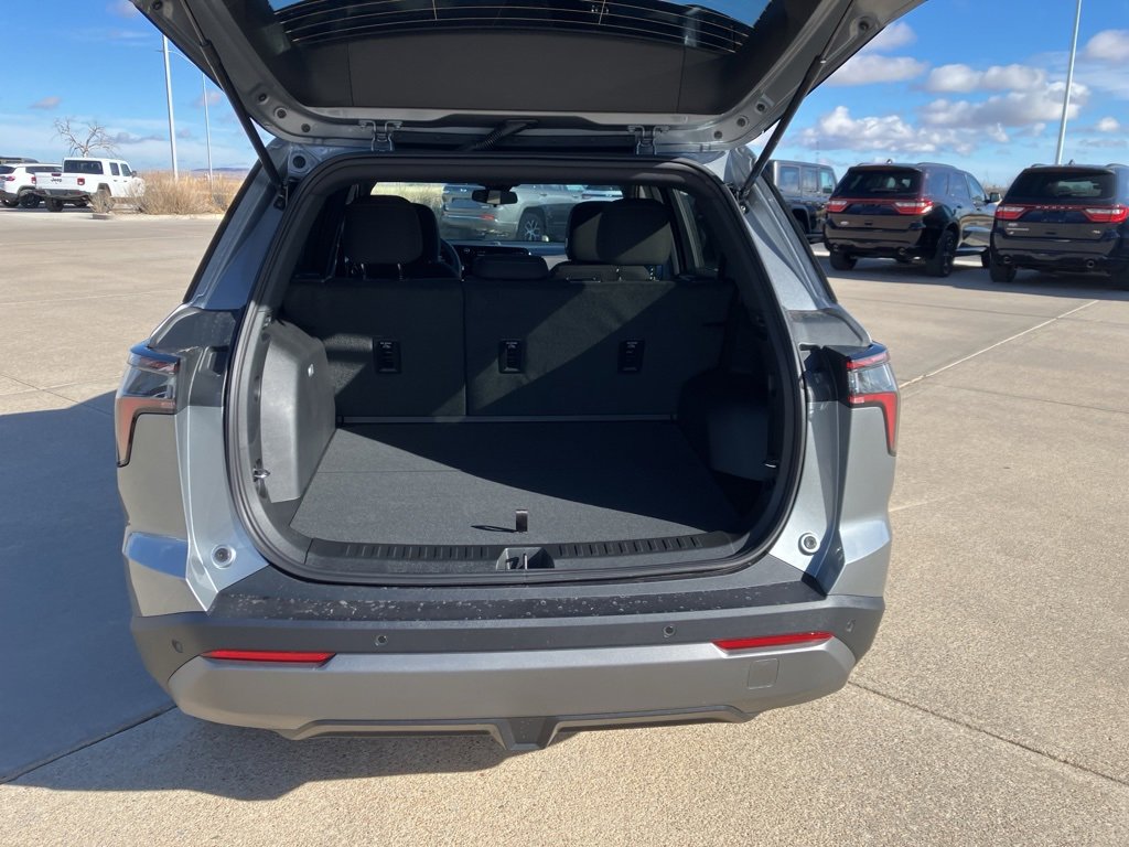 New 2026 Chevrolet Equinox LT image 5