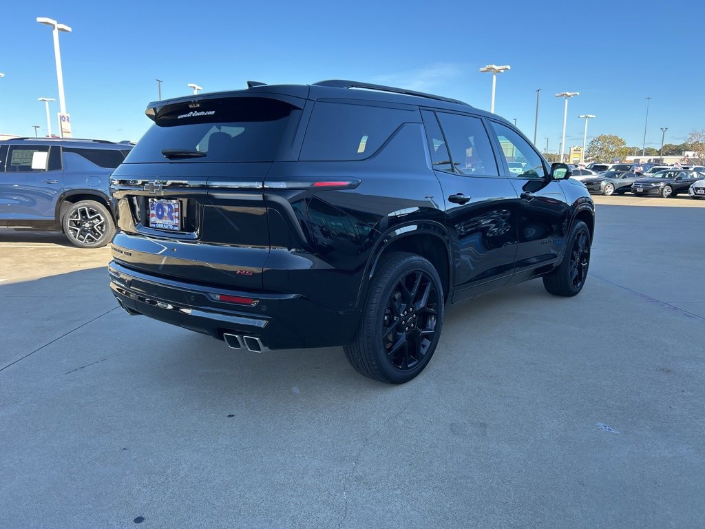 Used 2024 Chevrolet Traverse RS w/ LPO, Floor Liner Package image 5