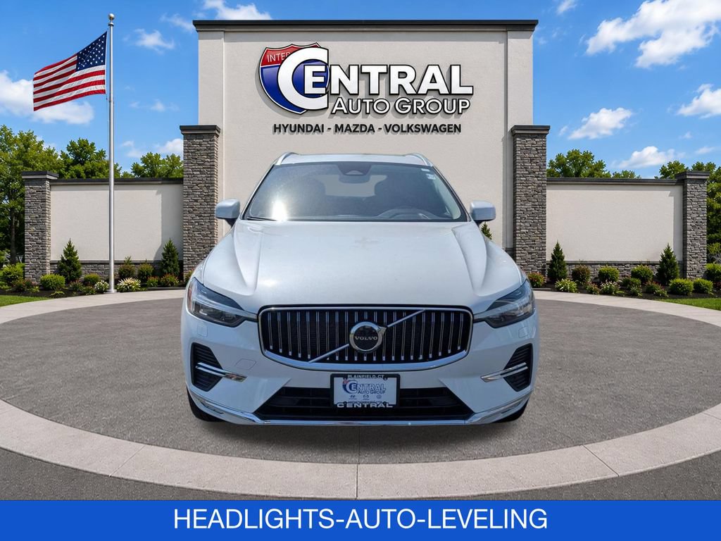 Used 2022 Volvo XC60 B5 Inscription w/ Climate Package AWD/4WD image 2