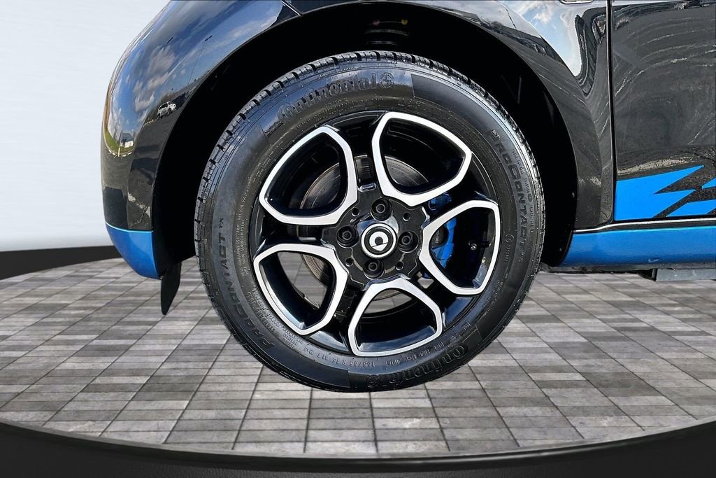Used 2018 smart fortwo electric drive image 9