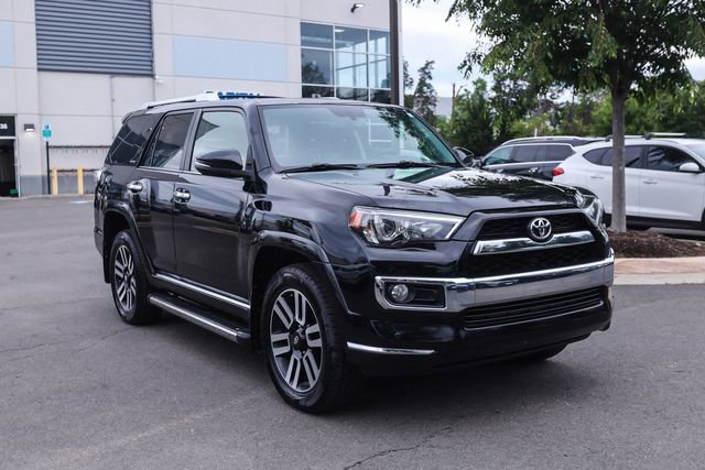 Used 2018 Toyota 4Runner Limited AWD/4WD image 7