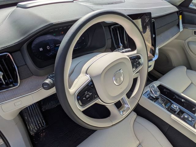 New 2026 Volvo XC90 B6 Ultra w/ Protection Package image 17