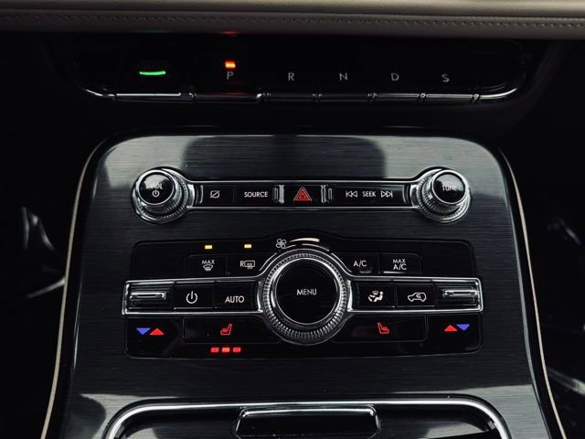 Certified 2023 Lincoln Nautilus AWD w/ Premium Package image 32