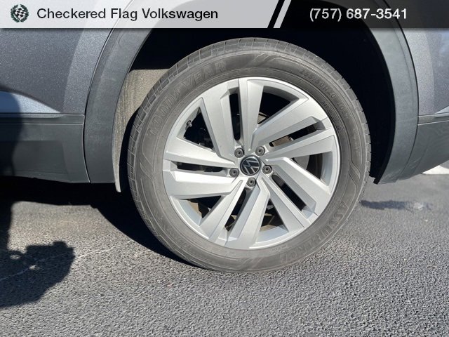 Used 2022 Volkswagen Atlas Cross Sport SE image 6
