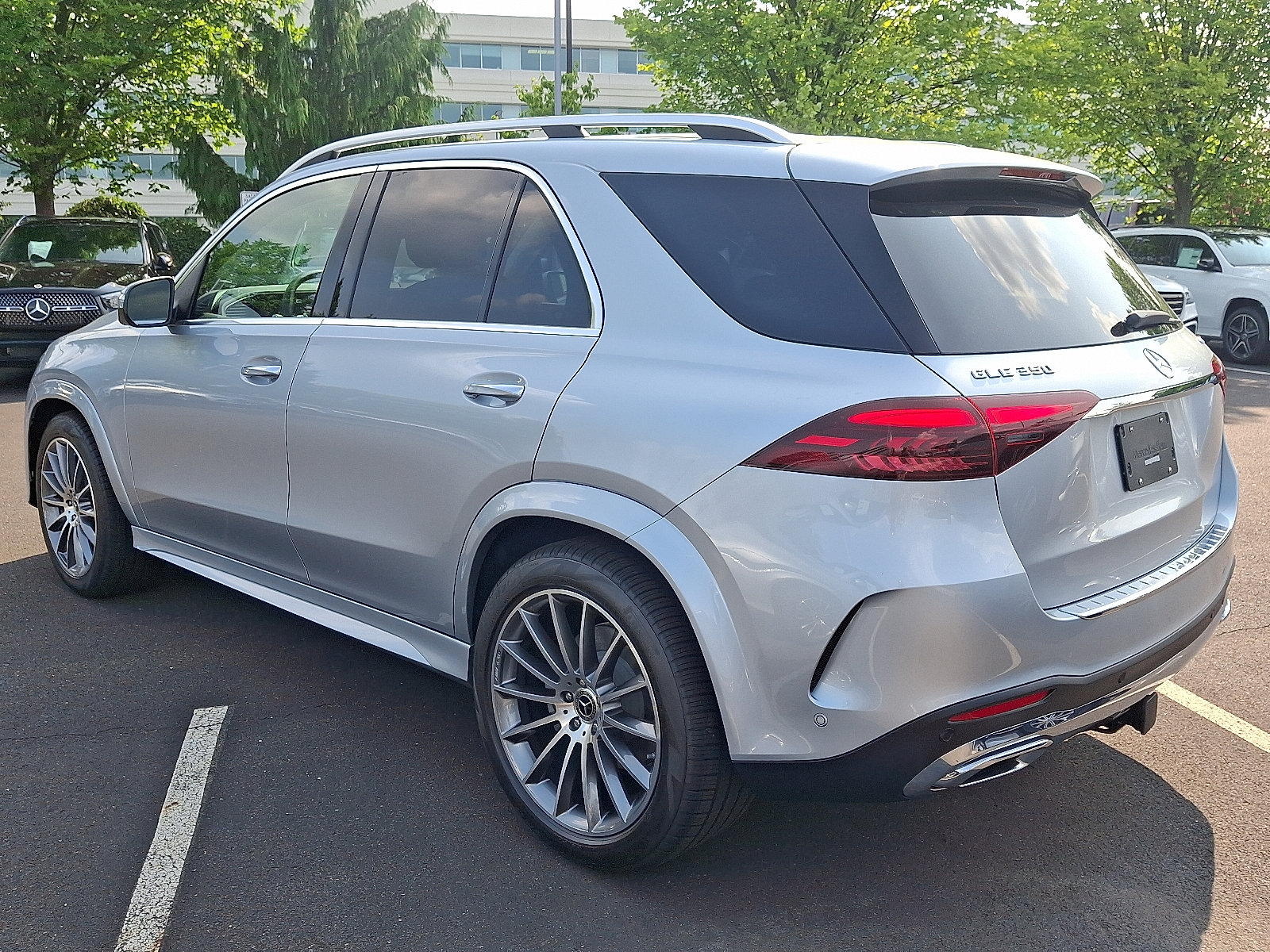 New 2026 Mercedes-Benz GLE 350 4MATIC image 4