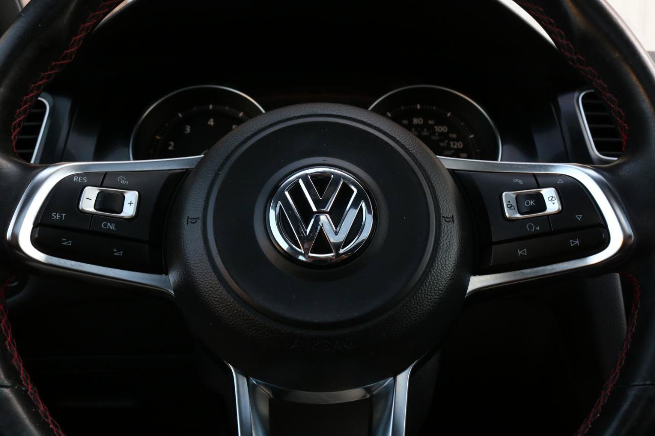Used 2015 Volkswagen GTI SE w/ Lighting Package (SEL) FWD image 32