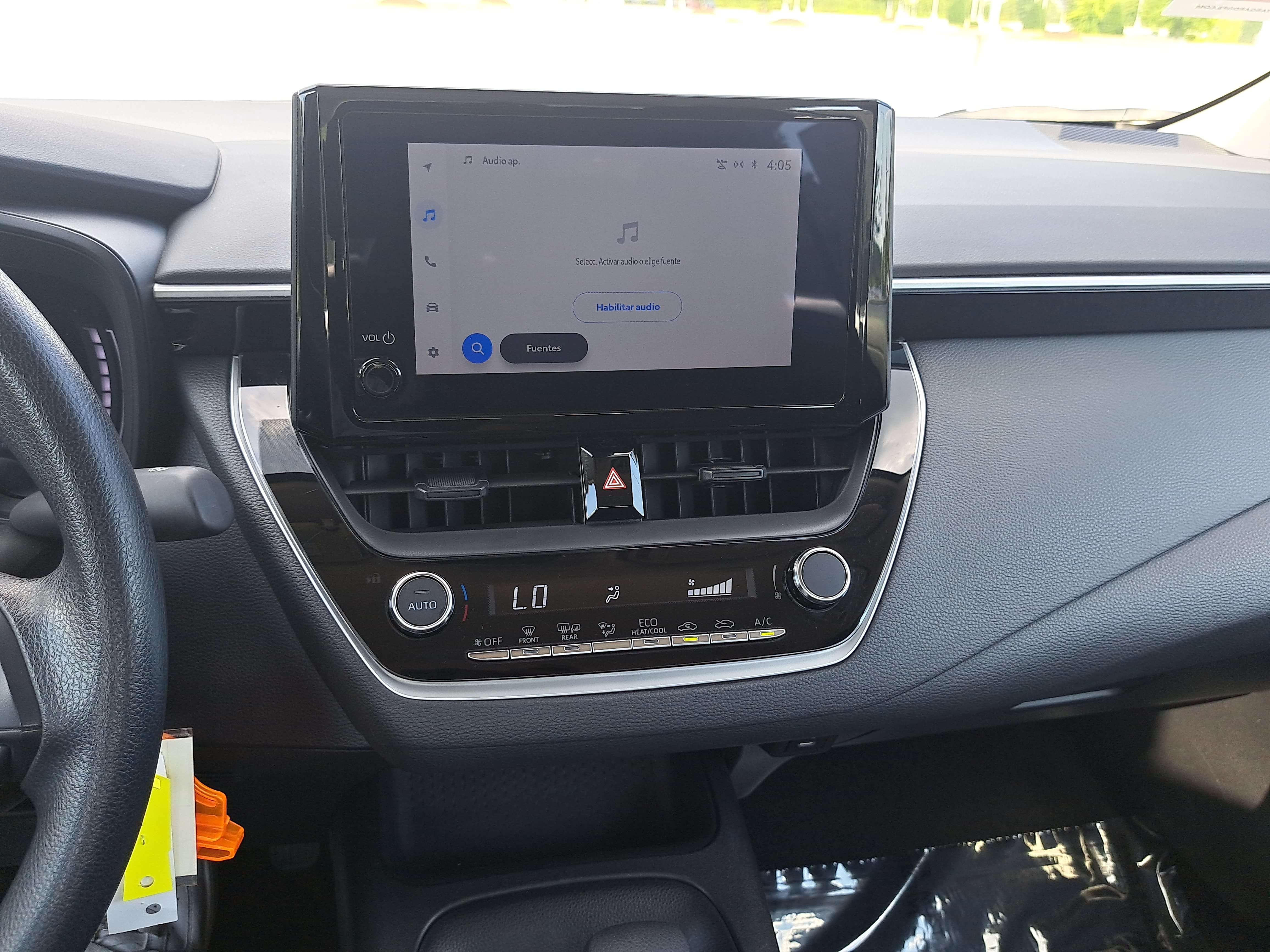Used 2026 Toyota Corolla LE FWD image 20