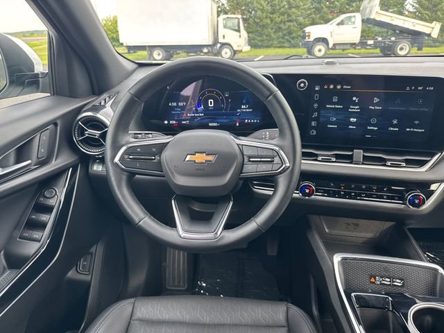 Used 2025 Chevrolet Equinox LT w/ Convenience Package II image 15
