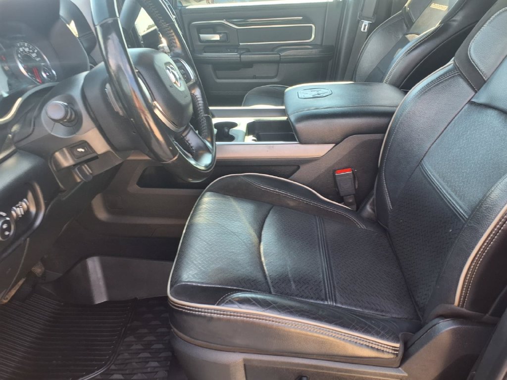 Used 2021 RAM 2500 Laramie w/ Night Edition AWD/4WD image 10