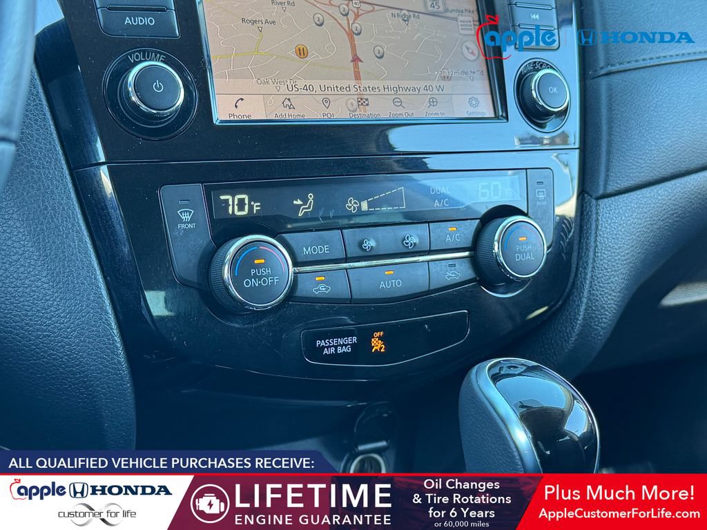 Used 2018 Nissan Rogue SV w/ Premium Package AWD/4WD image 15