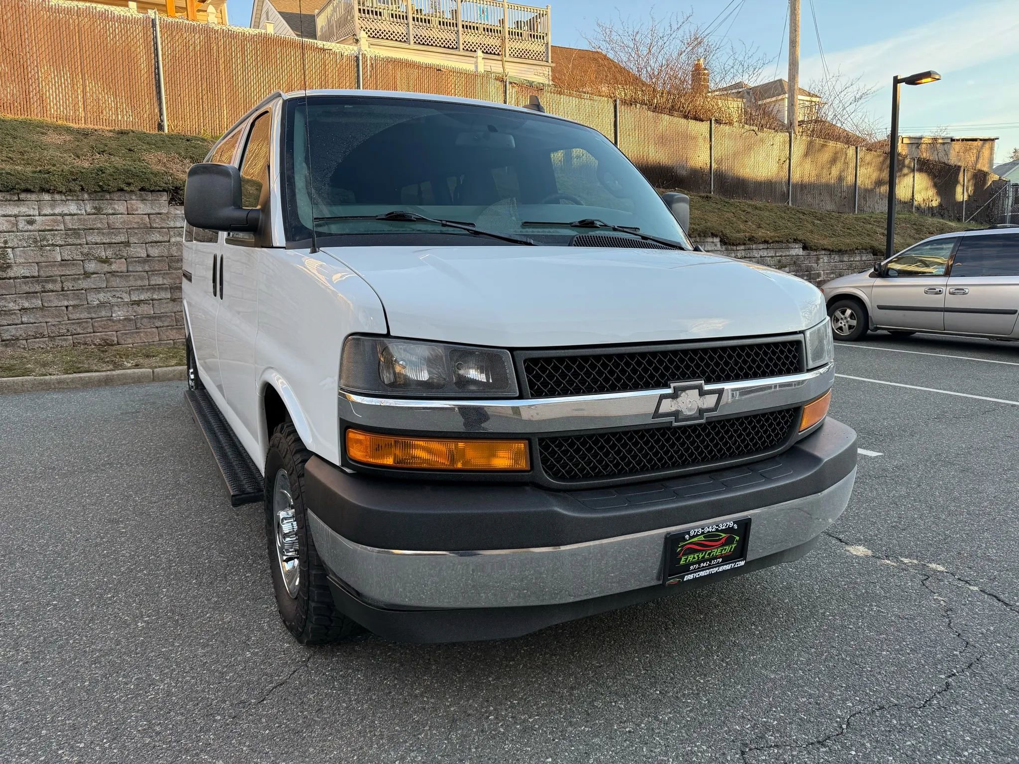 Used 2018 Chevrolet Express 3500 LT w/ LT Preferred Equipment Group image 12