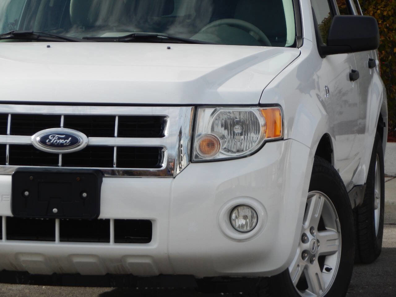 Used 2008 Ford Escape 4WD Hybrid image 4