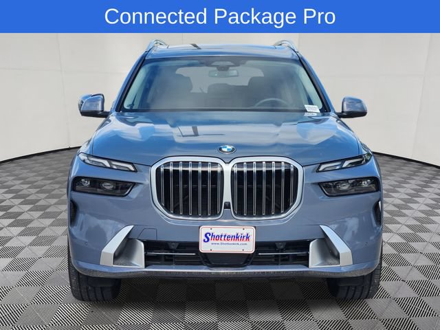 Used 2025 BMW X7 xDrive40i AWD/4WD image 2