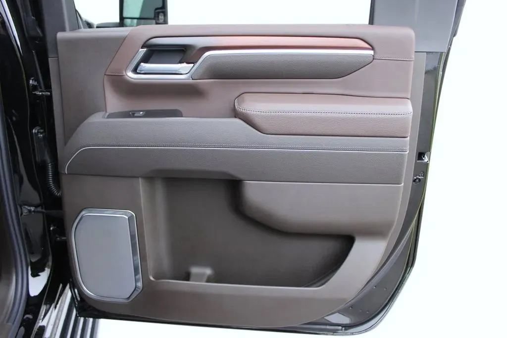 New 2026 GMC Sierra 3500 Denali AWD/4WD image 24