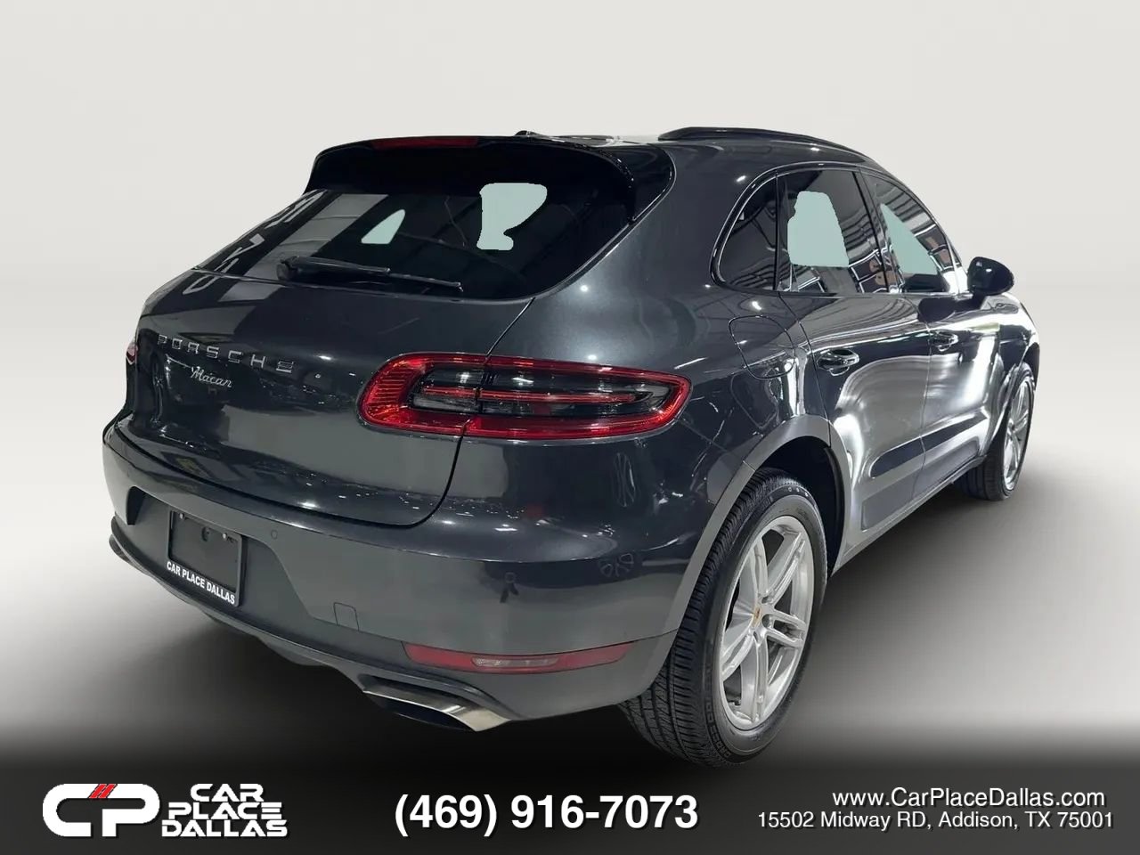Used 2018 Porsche Macan AWD/4WD image 5