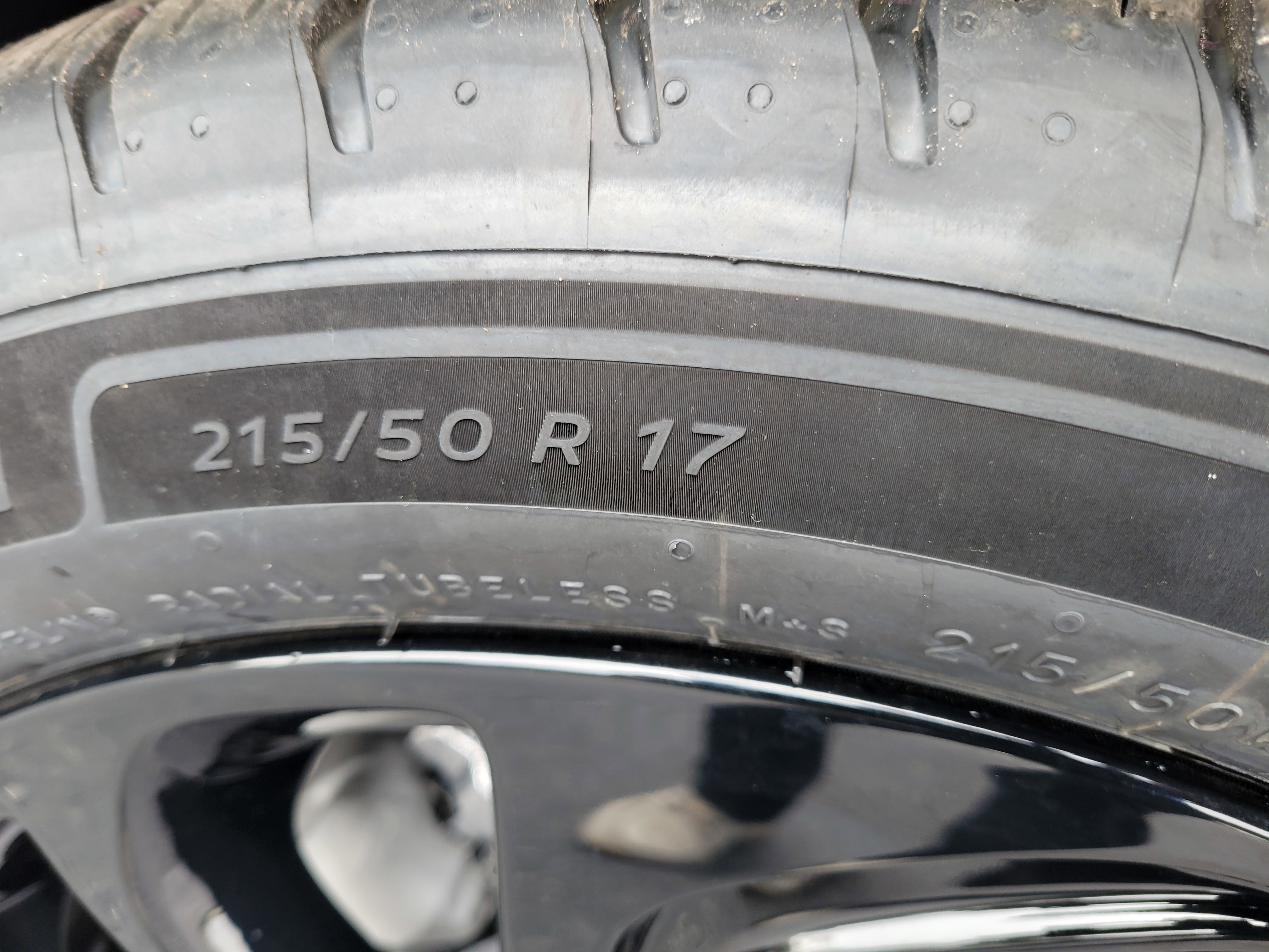 New 2027 Chevrolet Bolt RS w/ Technology Package image 43