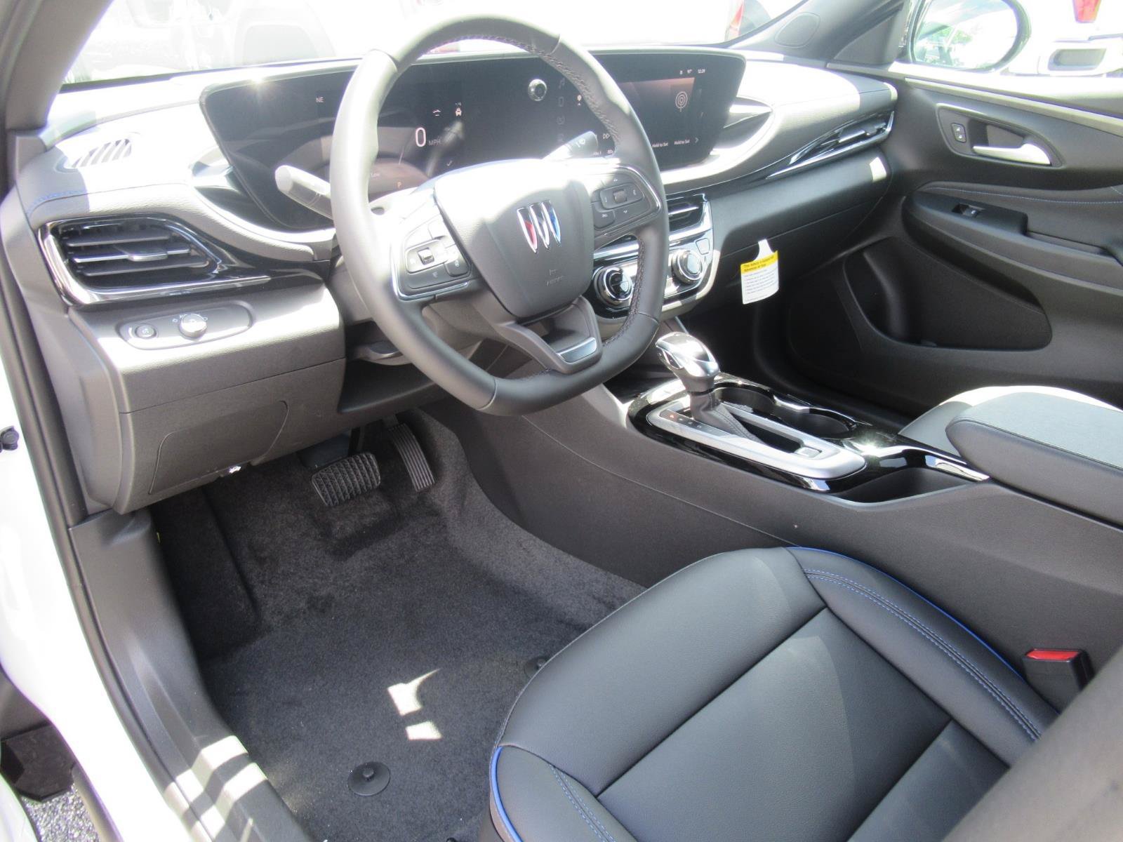 New 2026 Buick Envista Sport Touring w/ Convenience I Package FWD image 17