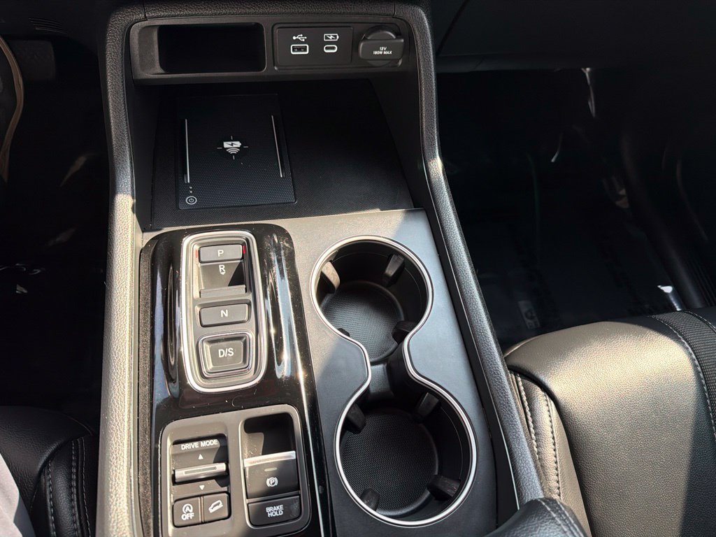 Used 2025 Honda Pilot Touring image 23