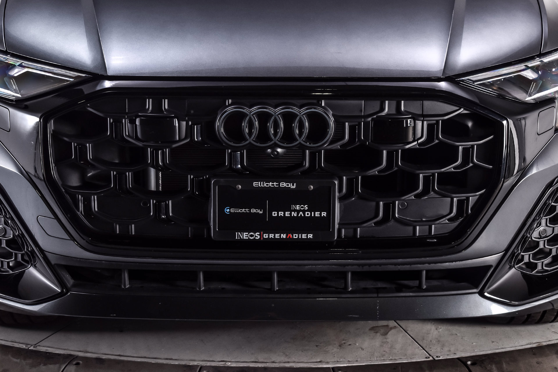 Used 2025 Audi Q8 Premium Plus AWD/4WD image 8
