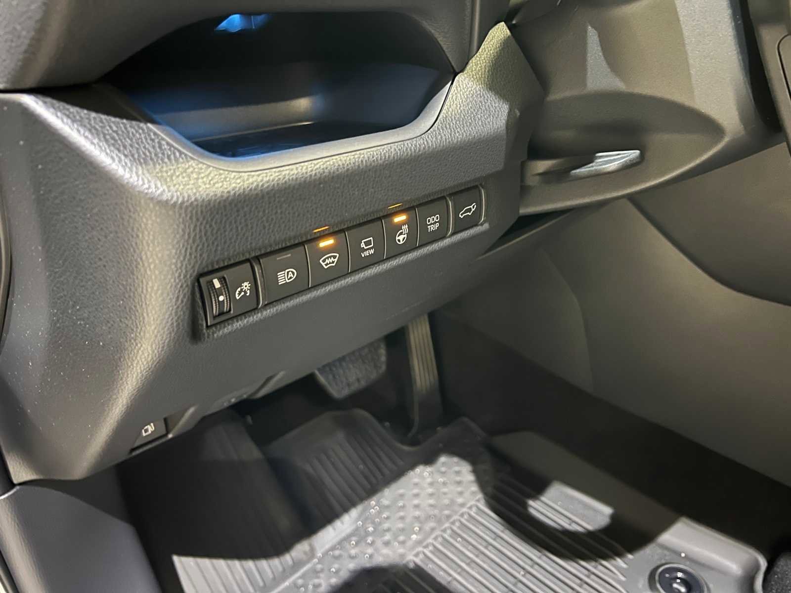 Certified 2025 Toyota RAV4 XSE image 16