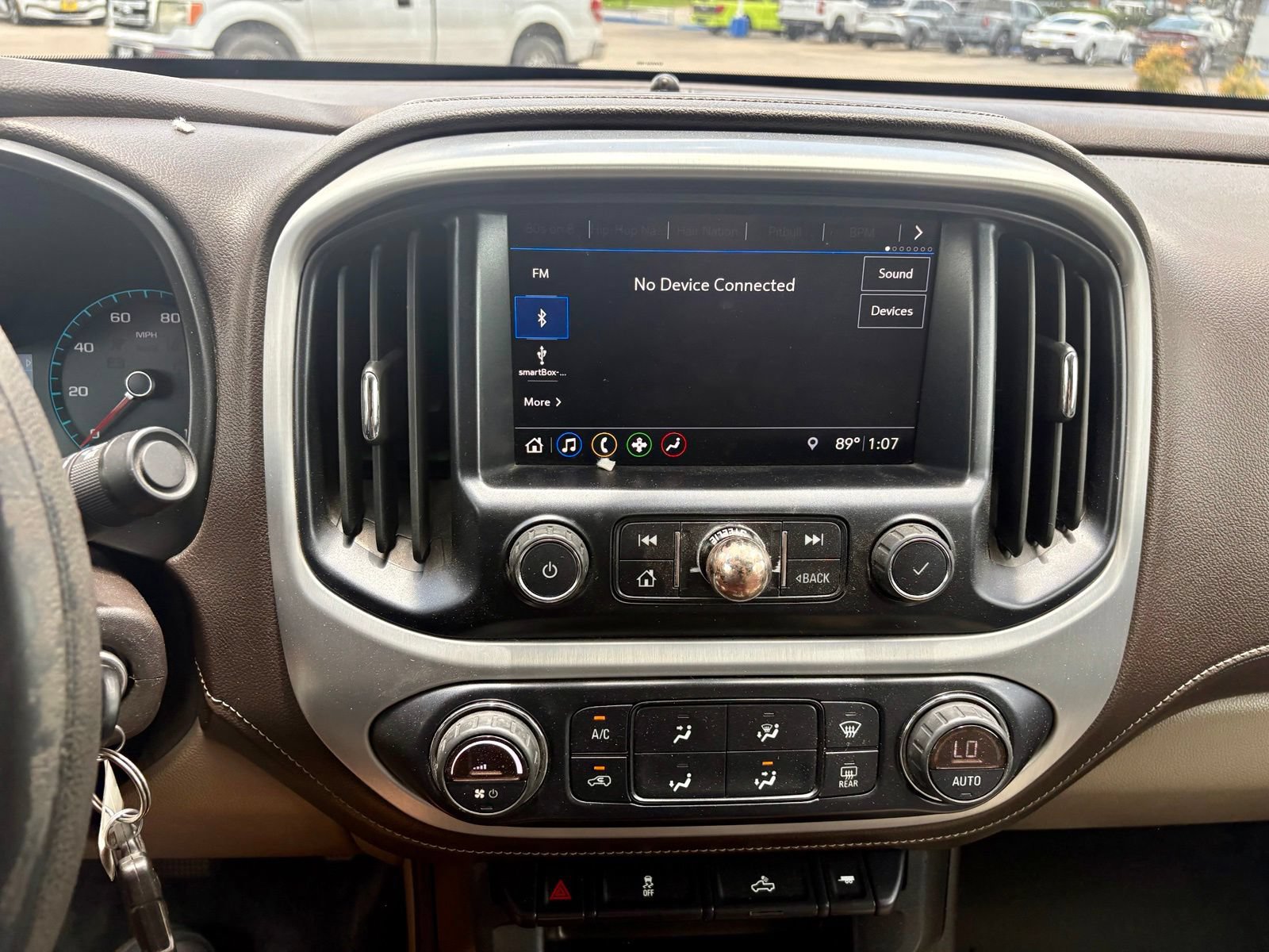 Used 2020 GMC Canyon SLE w/ Elevation Edition RWD image 13