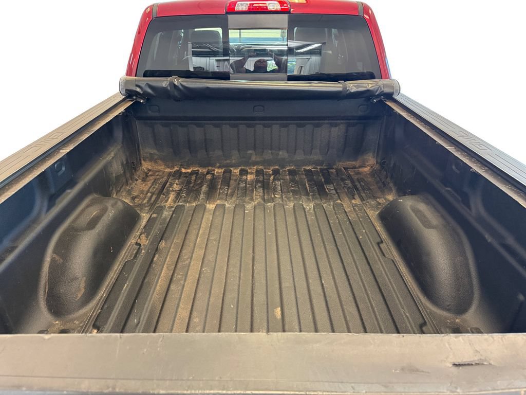 Used 2018 GMC Sierra 1500 SLT w/ SLT Premium Package AWD/4WD image 19
