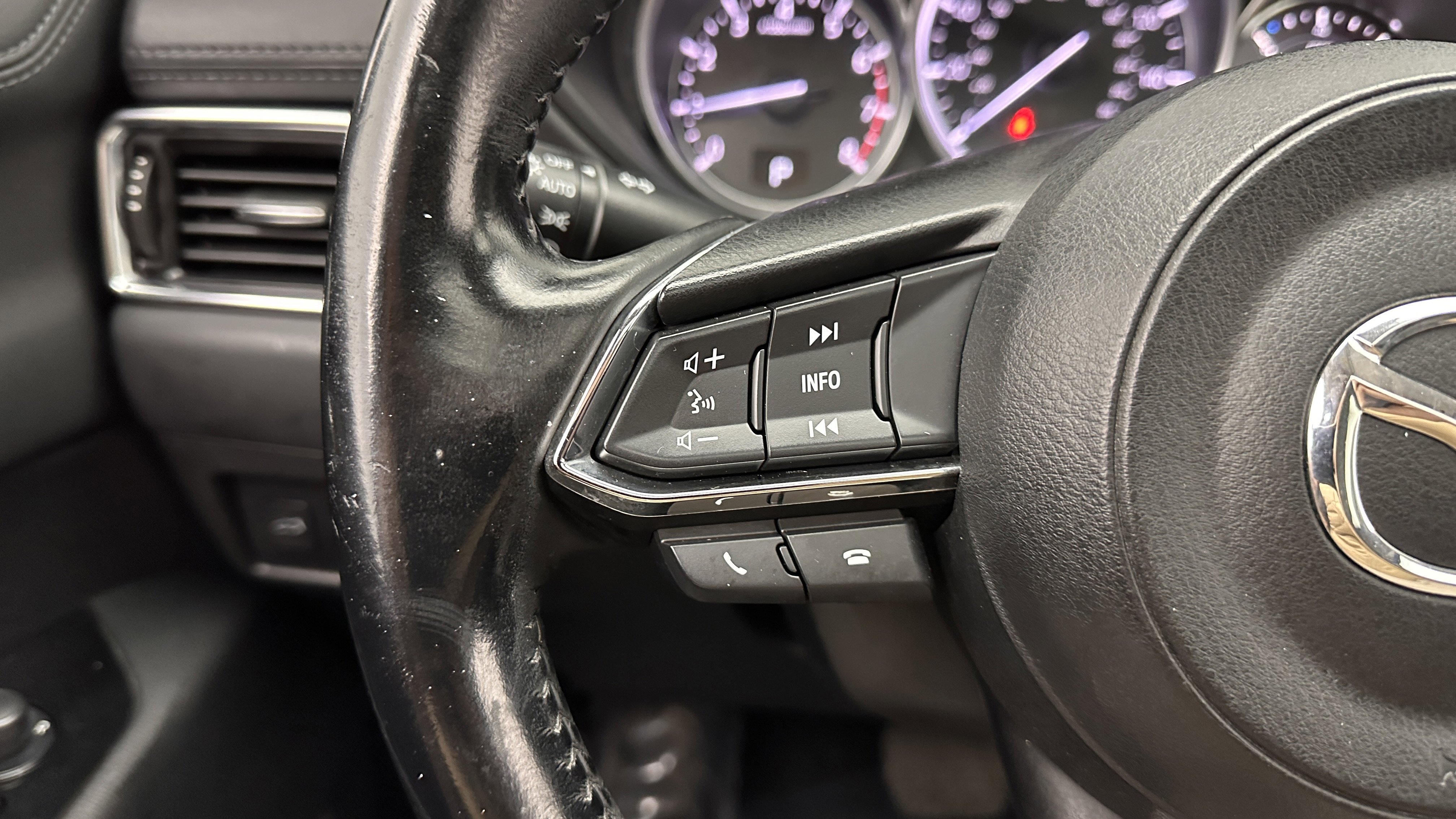 Used 2018 MAZDA CX-5 Touring w/ Preferred Equipment Package image 19