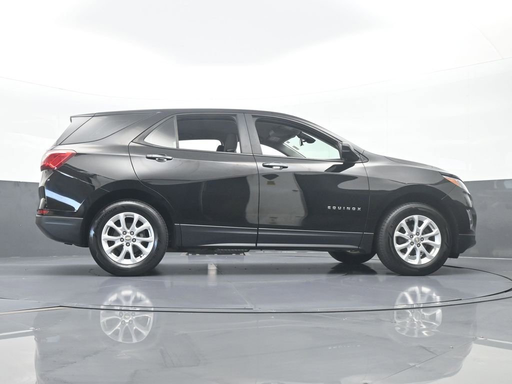 Used 2020 Chevrolet Equinox LS image 58