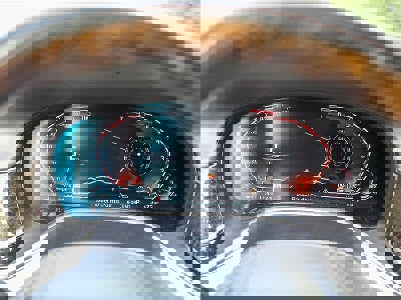 Used 2020 BMW 750i xDrive w/ Executive Package image 33