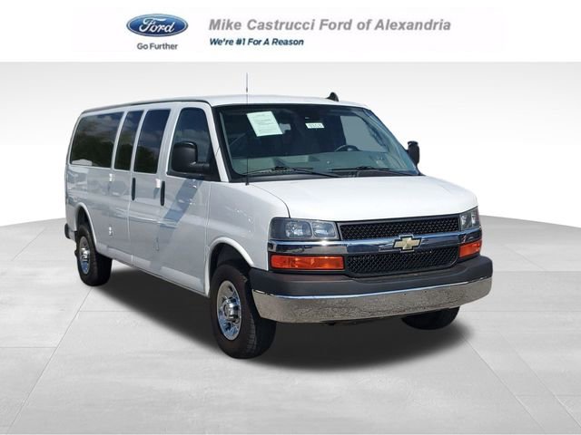 Used 2020 Chevrolet Express 3500 LT w/ LT Preferred Equipment Group RWD image 1