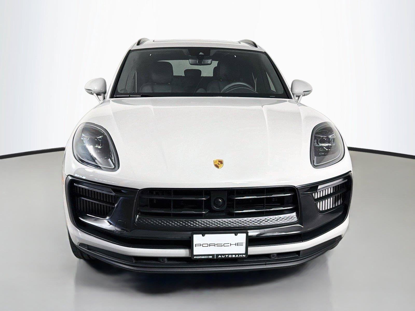 Certified 2025 Porsche Macan GTS AWD/4WD image 10
