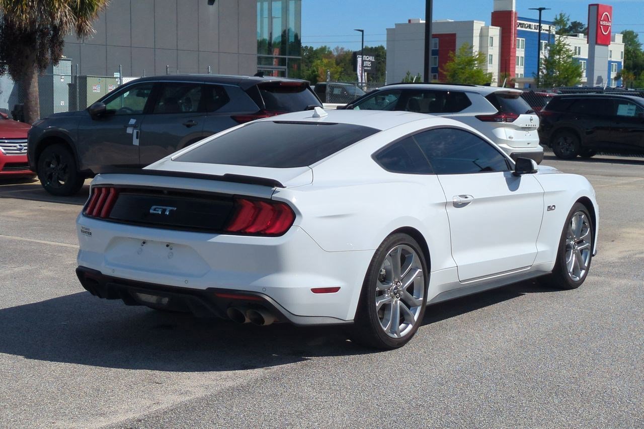 Used 2022 Ford Mustang GT Premium w/ Equipment Group 401A RWD image 4