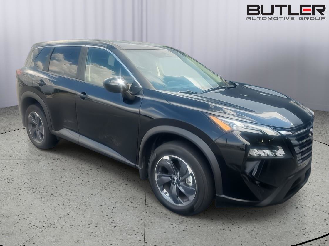 Used 2026 Nissan Rogue SV FWD image 5