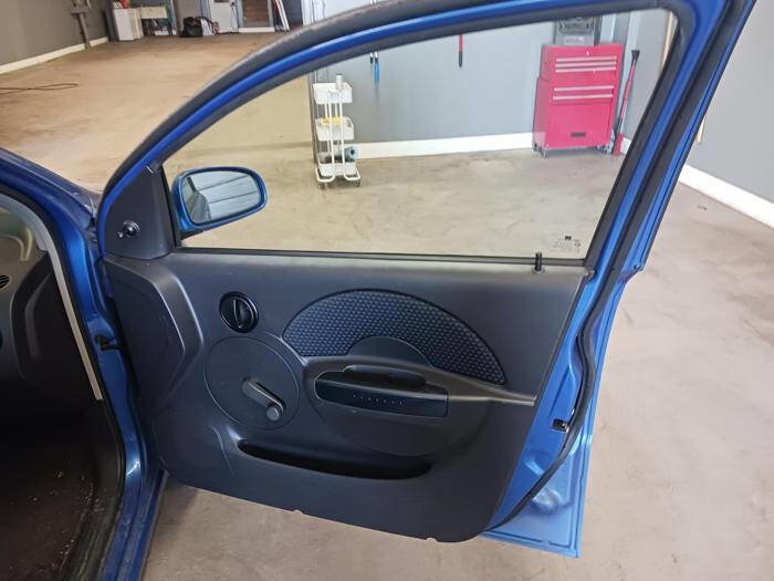 Used 2006 Chevrolet Aveo LS FWD image 31