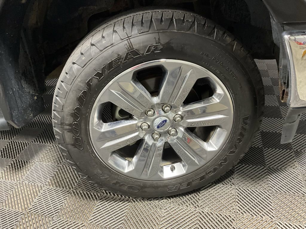 Used 2019 Ford F150 Lariat w/ Equipment Group 502A Luxury AWD/4WD image 41