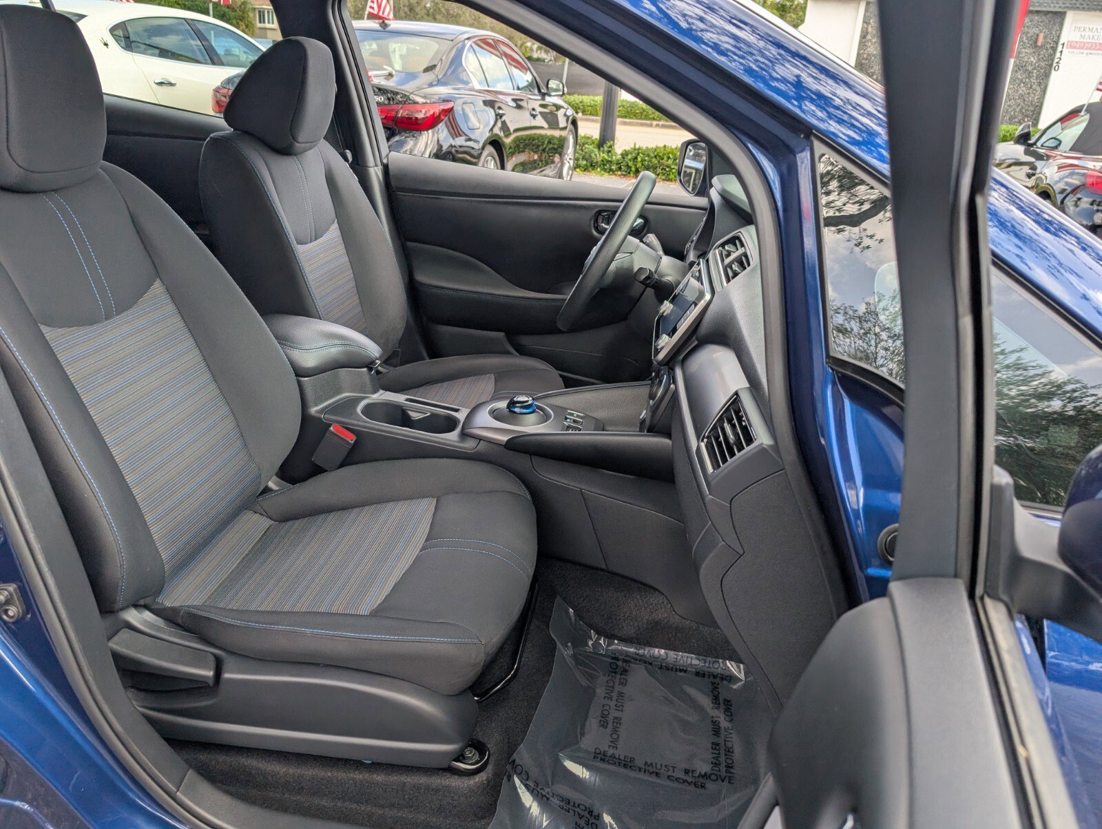 Certified 2025 Nissan Leaf S image 15