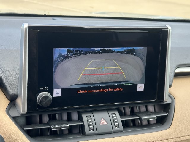 Used 2023 Toyota RAV4 XLE Premium FWD image 18